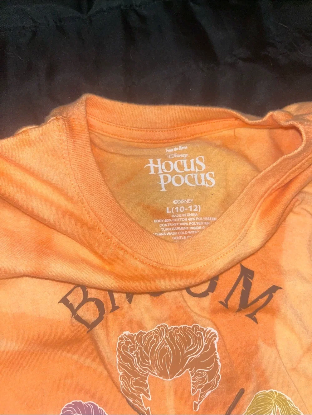 Disney hocus pocus Orange 'Broom Squad' Sequin Sleeve tie dye Tee size large